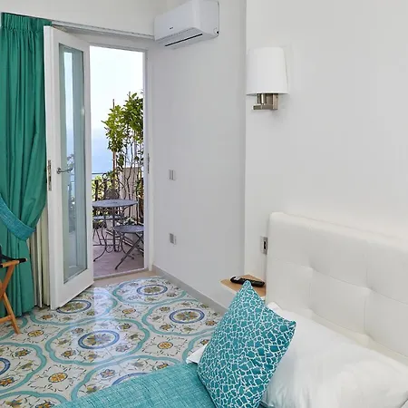 Malafemmena Affittacamere Capri