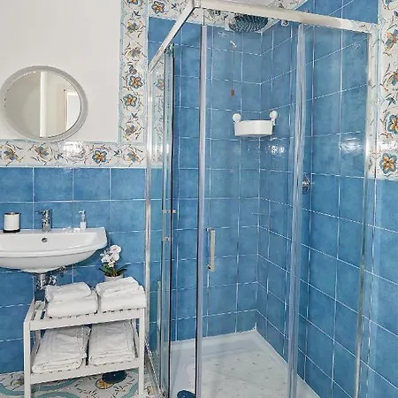 Malafemmena 3* 카프리